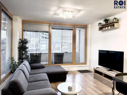 Pronájem bytu, 3+kk, 110 m²