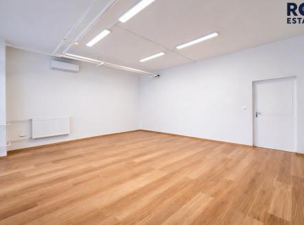 Pronájem kanceláře, 116 m²