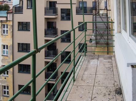 Pronájem bytu, 1+kk, 27 m²