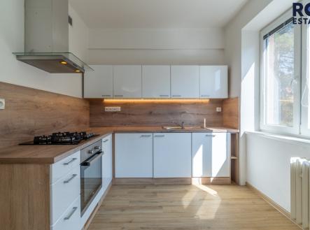 Pronájem bytu, 2+1, 60 m²