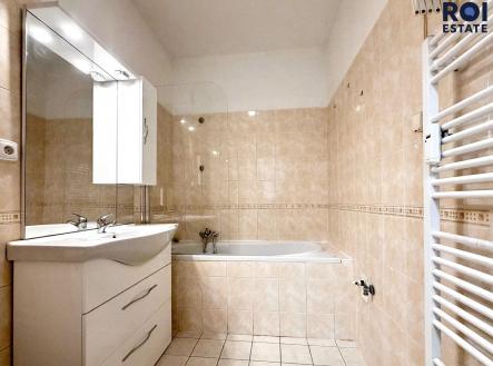 Pronájem bytu, 2+1, 58 m²