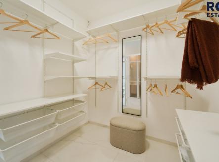 Pronájem bytu, 2+kk, 55 m²