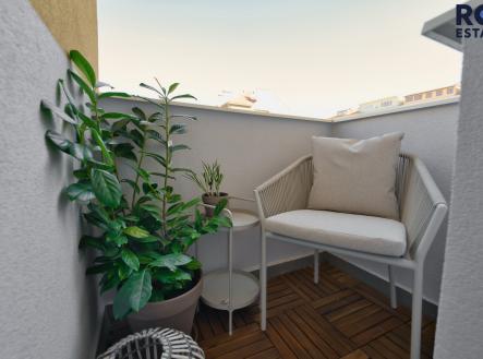 Pronájem bytu, 2+kk, 55 m²