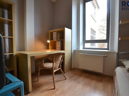 Pronájem bytu, 1+kk, 35 m²