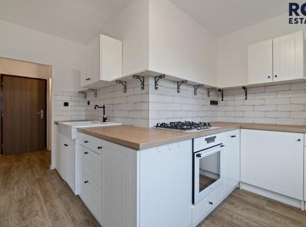 Pronájem bytu, 1+1, 37 m²