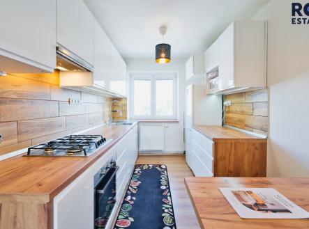 Pronájem bytu, 2+1, 56 m²