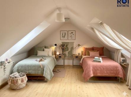 Pronájem bytu, 3+kk, 86 m²