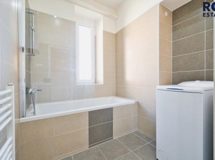 Pronájem bytu, 2+1, 75 m²