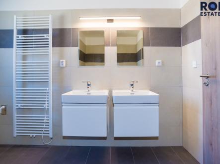 Pronájem domu/vily, 150 m²