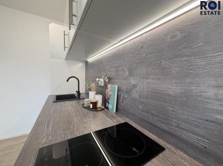 Pronájem bytu, 1+kk, 29 m²