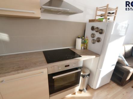 Pronájem bytu, 1+kk, 42 m²