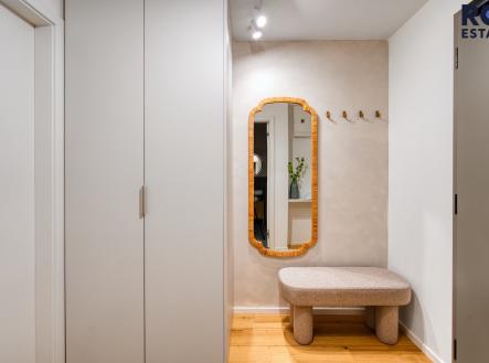 Pronájem bytu, 1+kk, 39 m²