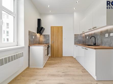 Pronájem bytu, 1+1, 38 m²