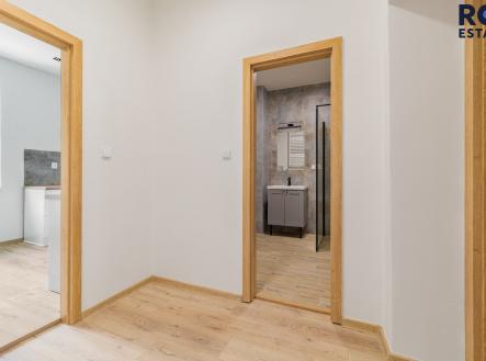 Pronájem bytu, 1+1, 38 m²