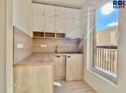 Pronájem bytu, 1+kk, 28 m²