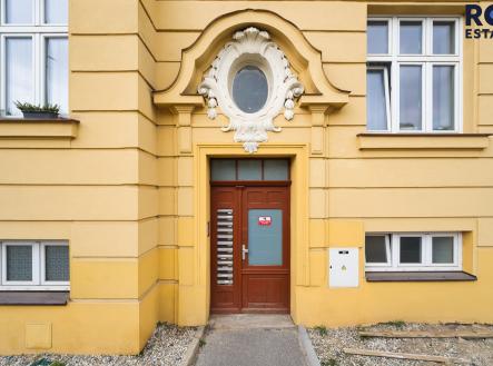 Prodej nájemního domu, 1 445 m²