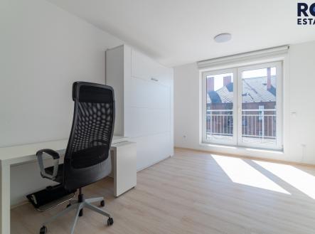 Pronájem bytu, 1+kk, 33 m²