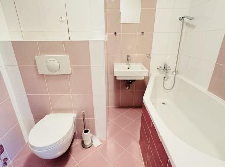 Pronájem bytu, 1+kk, 35 m²