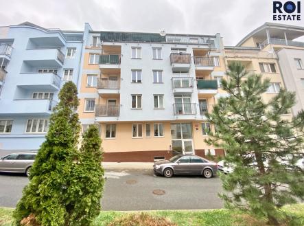 Pronájem bytu, 1+kk, 37 m²