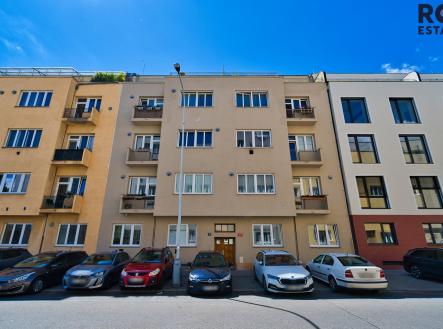 Pronájem bytu, 1+1, 79 m²