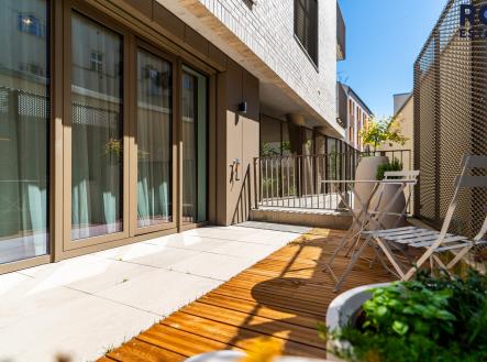 Pronájem bytu, 1+kk, 33 m²