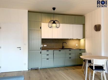 Pronájem bytu, 2+kk, 62 m²