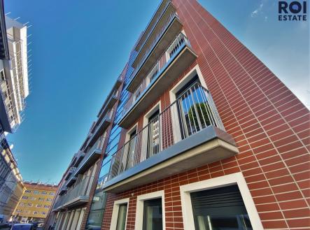 Pronájem bytu, 1+kk, 32 m²