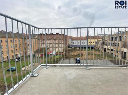 Pronájem bytu, 1+kk, 32 m²