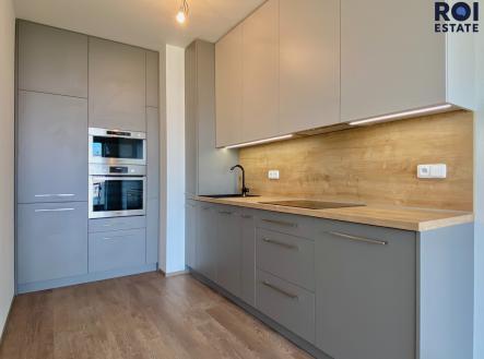 Pronájem bytu, 2+kk, 52 m²