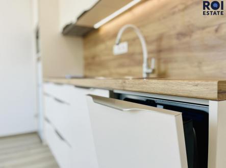 Pronájem bytu, 2+kk, 43 m² obrázek