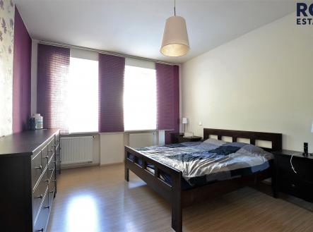 Pronájem bytu, 3+kk, 79 m²