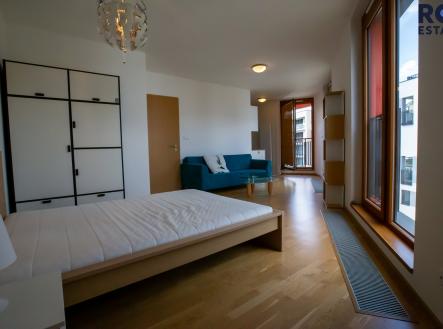 Pronájem bytu, 1+kk, 39 m²