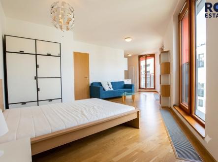 Pronájem bytu, 1+kk, 39 m²