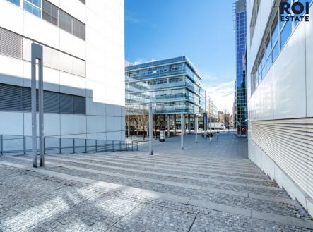 Pronájem bytu, 4+1, 108 m²