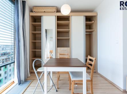 Pronájem bytu, 1+kk, 31 m²