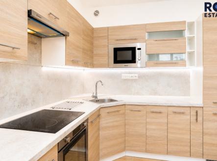 Pronájem bytu, 2+kk, 63 m²