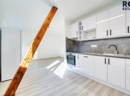 Pronájem bytu, 3+kk, 60 m²