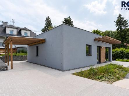 Pronájem domu/vily, 82 m²