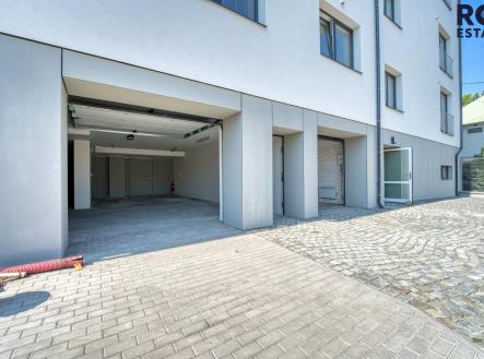 Pronájem bytu, 3+kk, 61 m²
