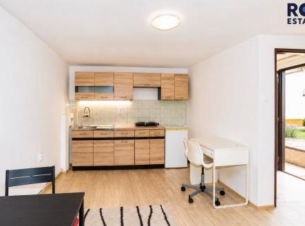 Pronájem bytu, 1+kk, 30 m²