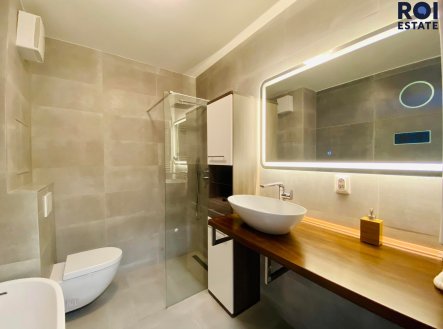 Pronájem bytu, 1+kk, 35 m²