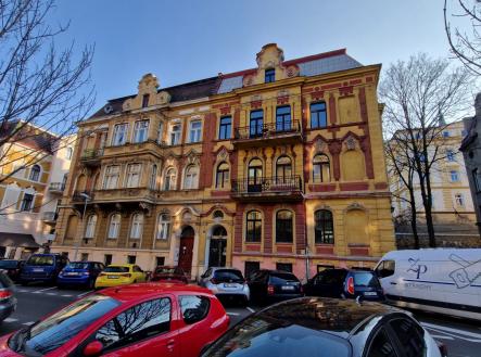 Prodej nájemního domu, 822 m²