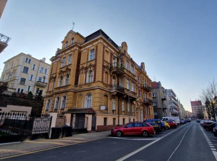 Prodej nájemního domu, 822 m²