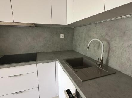 Pronájem bytu, 2+kk, 73 m²