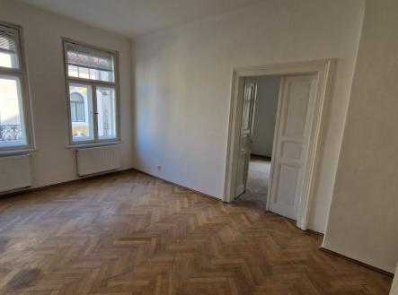 Pronájem bytu, 2+1, 85 m²