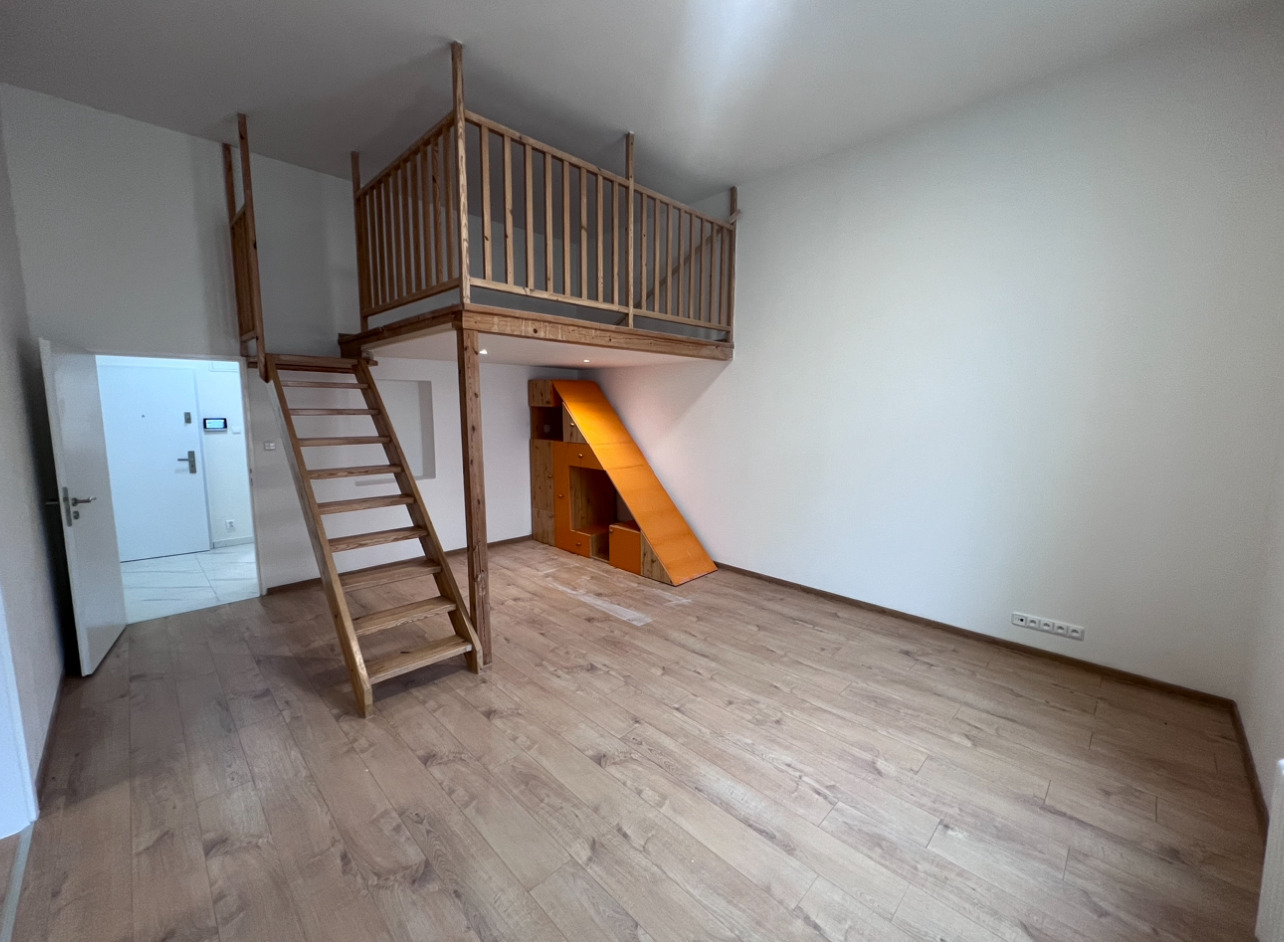Prodej bytu 2+1, 76 m2, Karlovy Vary, po rekonstrukci
