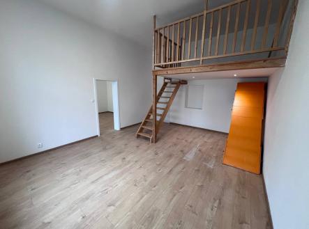 Prodej bytu, 2+1, 76 m²