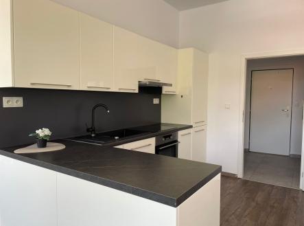 Prodej bytu, 1+kk, 42 m²