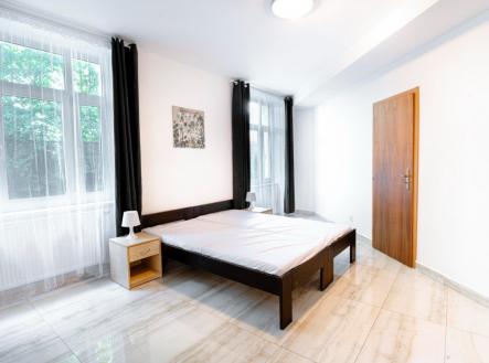 Pronájem bytu, 3+kk, 118 m²