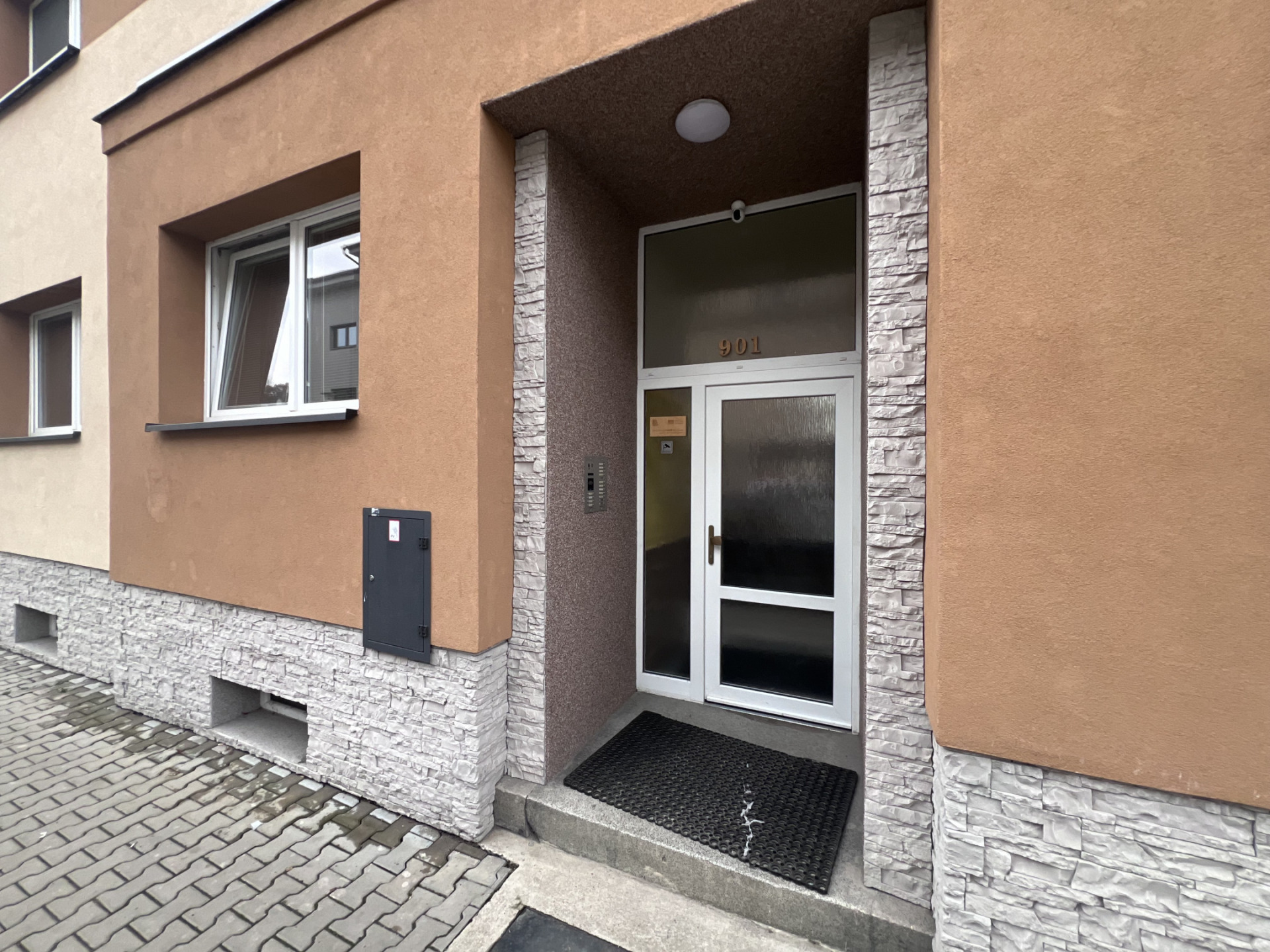 Prodej malometražniho bytu 2+kk, 45m k rekonstrukci 